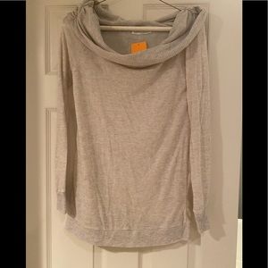 Women’s Peach Love boutique sweater-oatmeal color